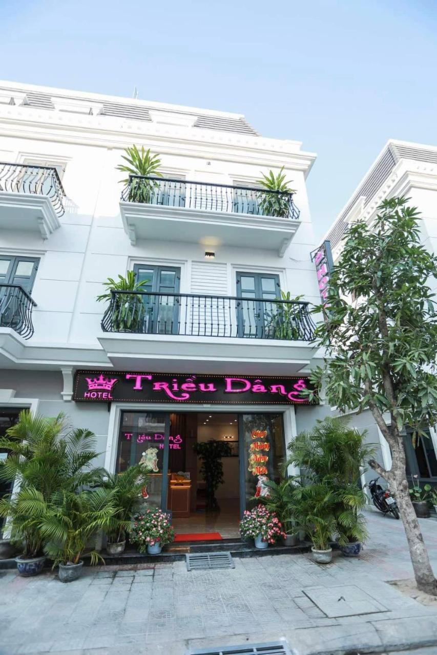 Hotel Khach San Trieu Dang Tuy Hòa Zewnętrze zdjęcie